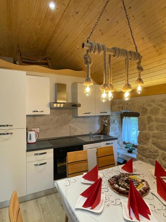 Patakun Holiday Home For 5, With Heated Pool Lecevica Kültér fotó