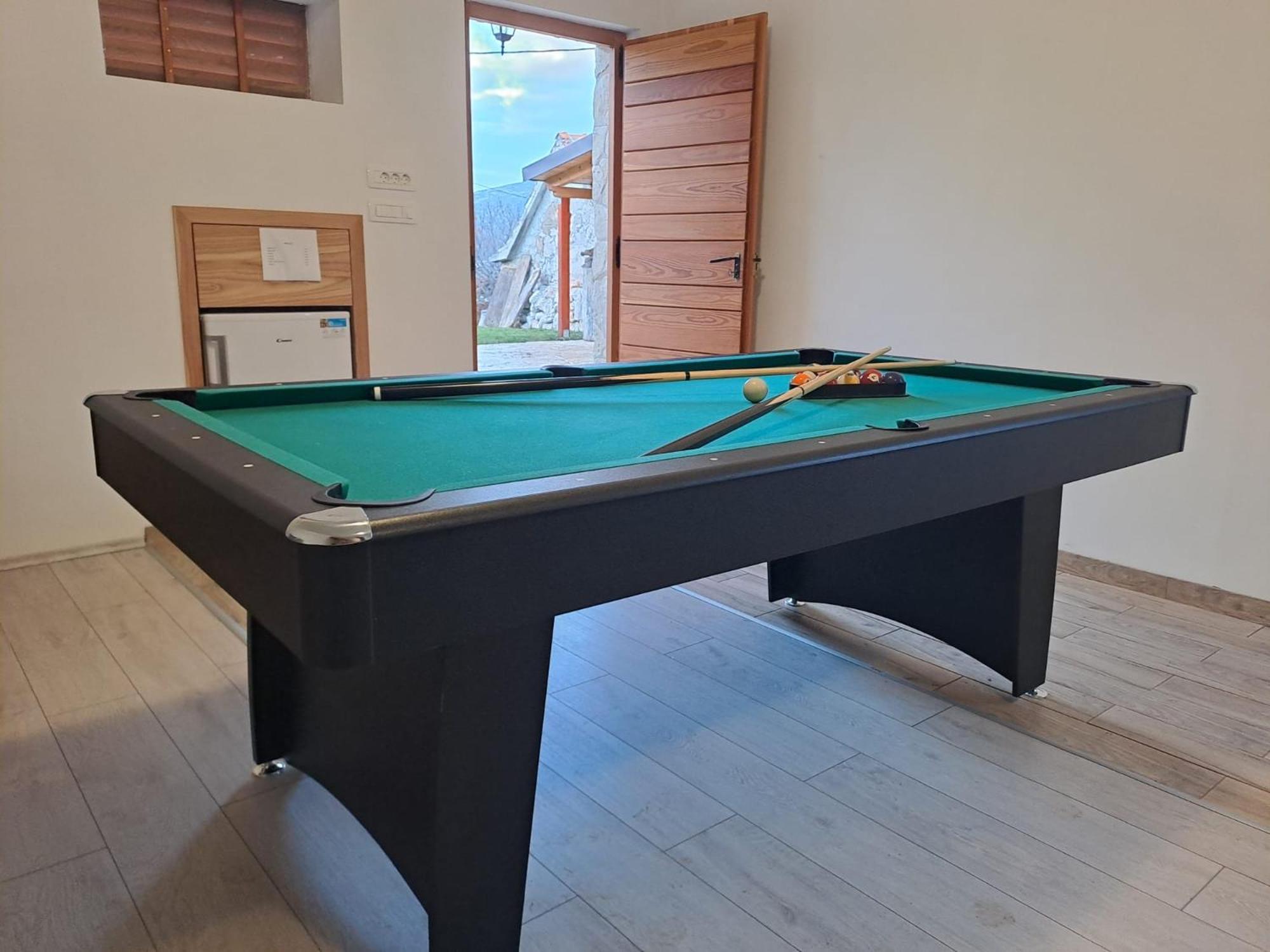 Patakun Holiday Home For 5, With Heated Pool Lecevica Kültér fotó